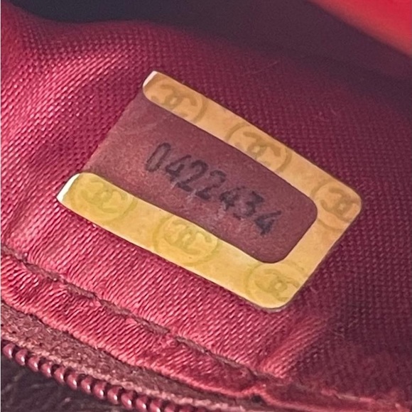 Authentic red Chanel bag - Picture 5 of 5
